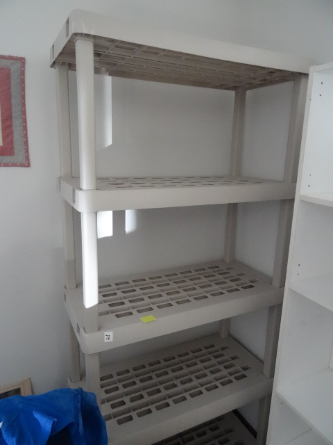 Sterilite plastic shelving unit. 36...
