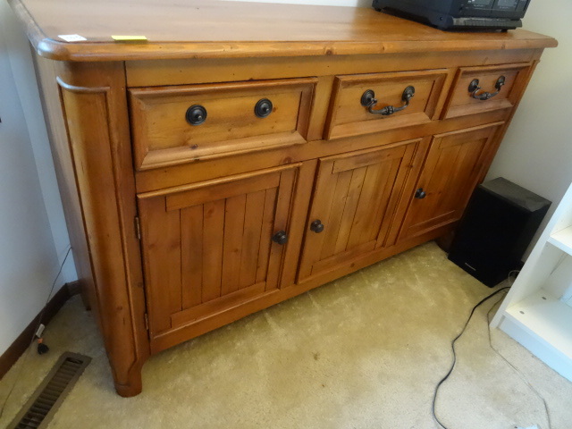 Wood 3 drawer 3 door cabinet. 60 x ...