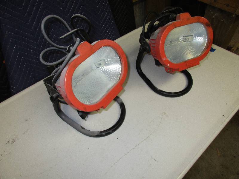 Pair of work lites...