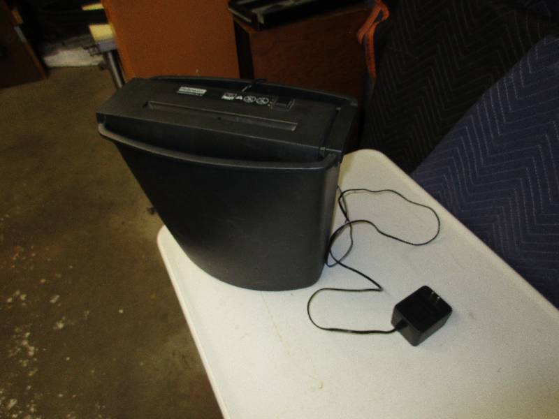 Electric paper shredder. Works...