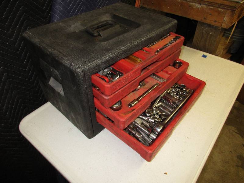 Craftsman tool box. 5 drawer. With ...