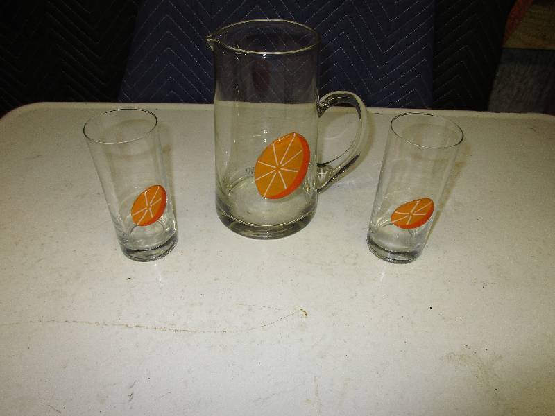 Vintage orange juice pitcher and 2 ...