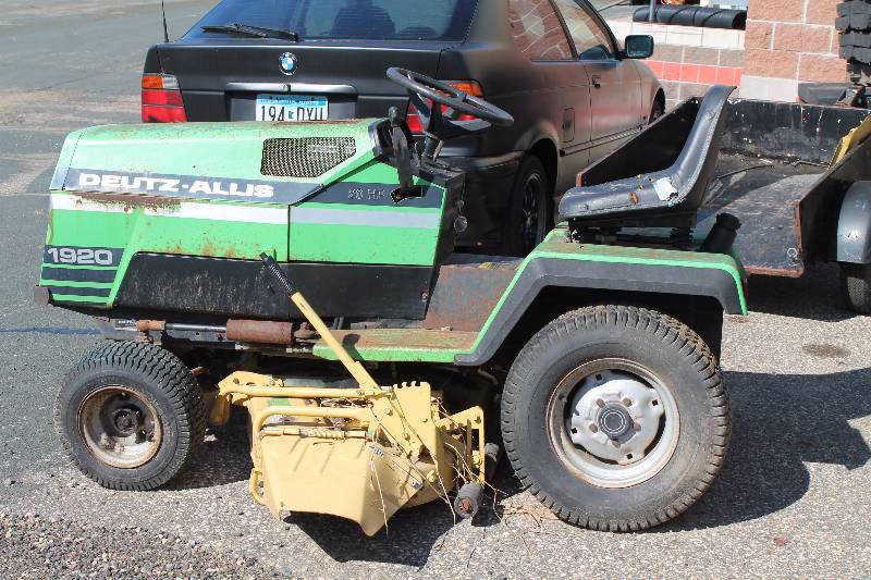 Riding Lawn Mower