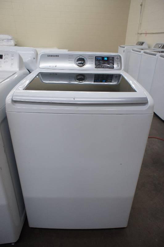 lot 12 image: Scratch and Dent - Samsung Model # (WA48H7400AW) Top-Loading Washer - 27 Inch 4.8 cu. ft. Top Load Washer - White Color - Tested Works - MSRP $899.99