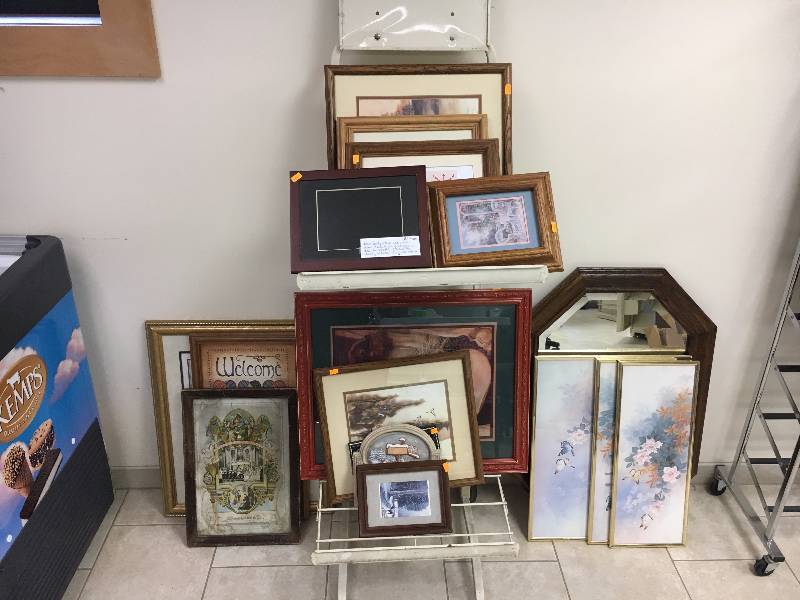 lot 7 image: Lof of Household PaintingsPrints