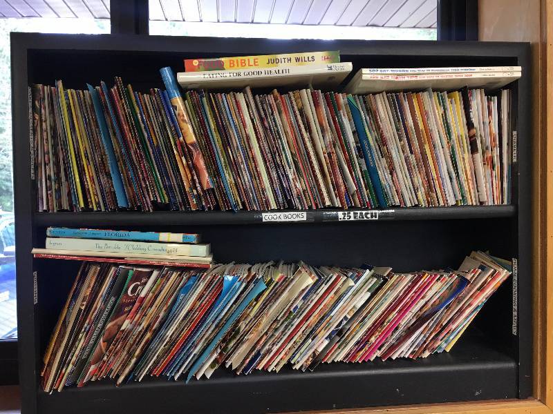 lot 25 image: Bookcase & Books