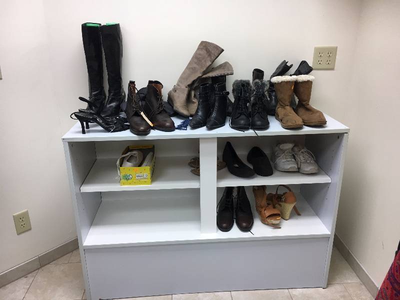 lot 32 image: Footwear Lot