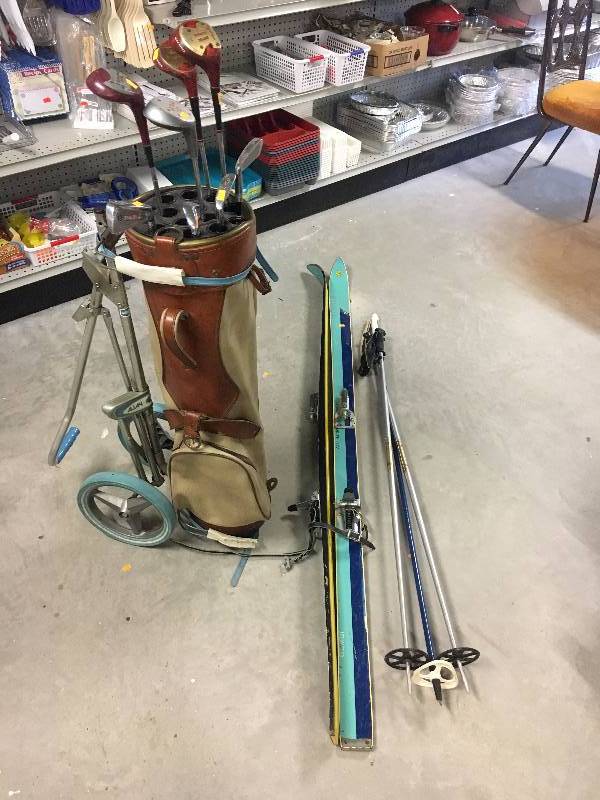 lot 132 image: Golf Clubs and Cross Country Skis