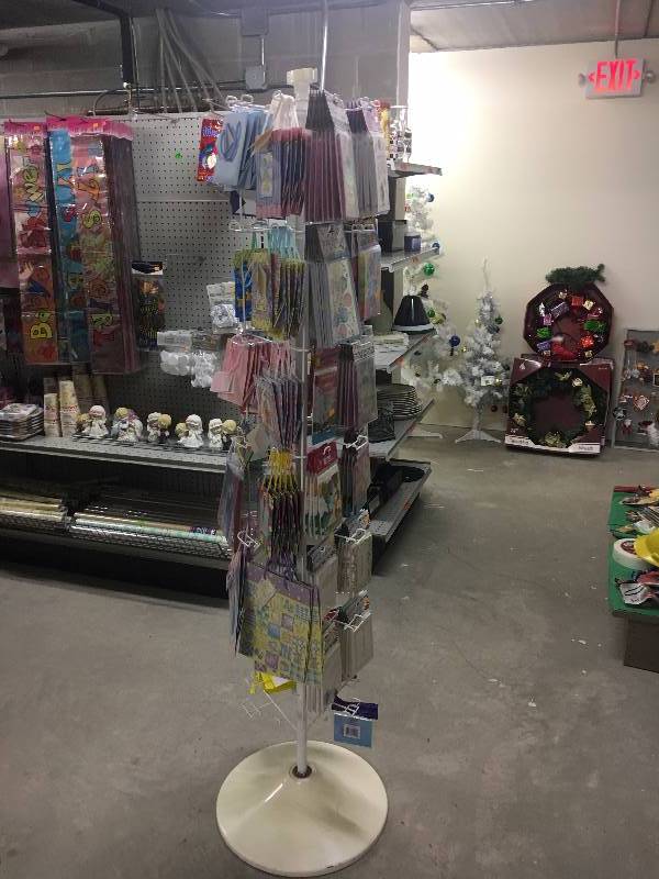 lot 149 image: Swivel Display Rack w Contents