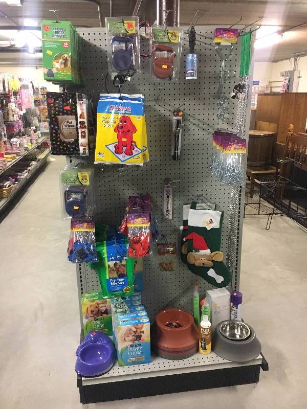 lot 157 image: Large Lot of DogPet Supplies
