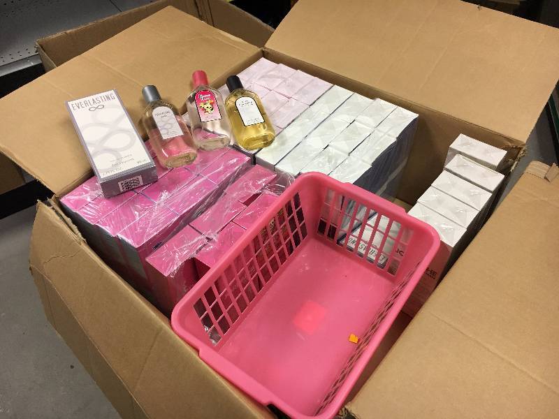 lot 163 image: Womens Perfume