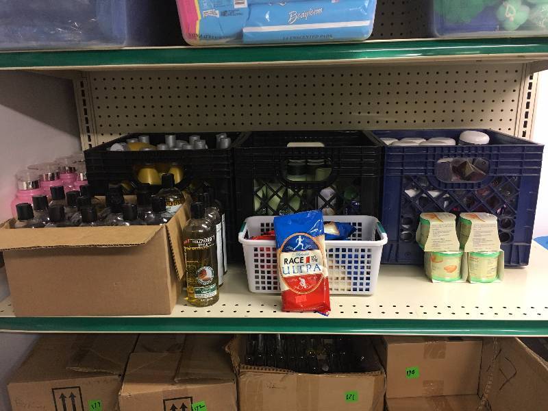 lot 174 image: Entire Shelf of Body Care Products