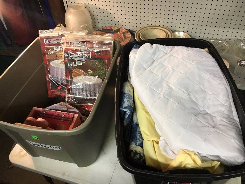 lot 335 image: 2 Totes of Bedding & Table Cloths