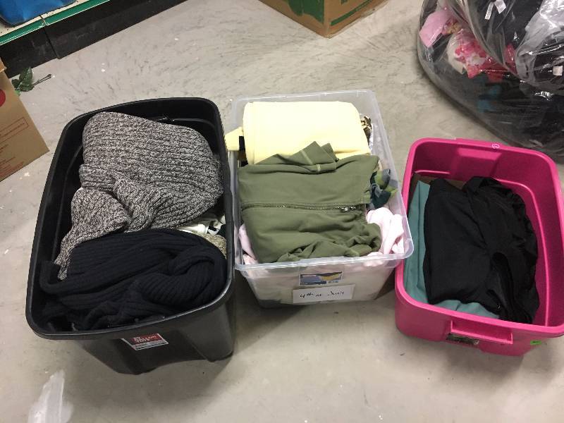 lot 366 image: LARGE Lot of Clothing