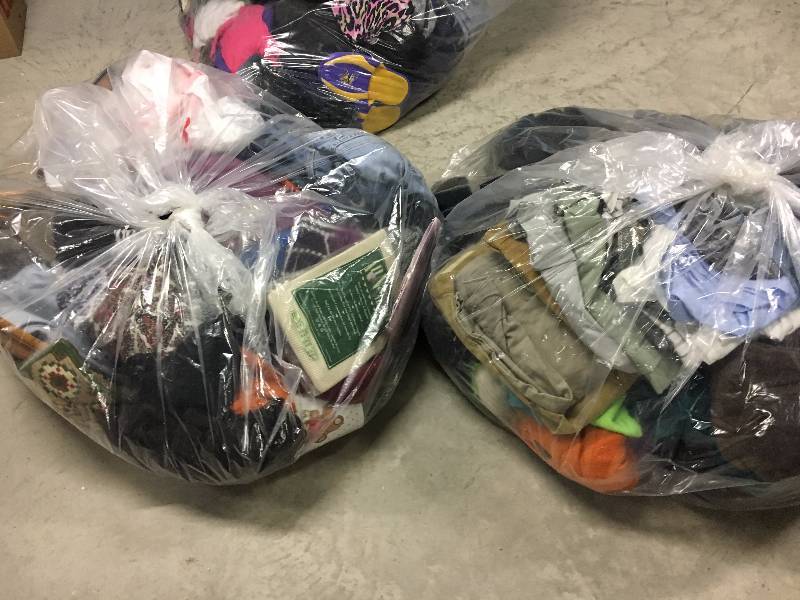 lot 371 image: LARGE Lot of Clothing