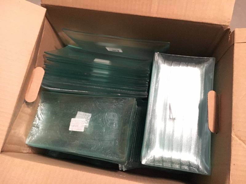lot 208 image: 1 Box of Glass Plates