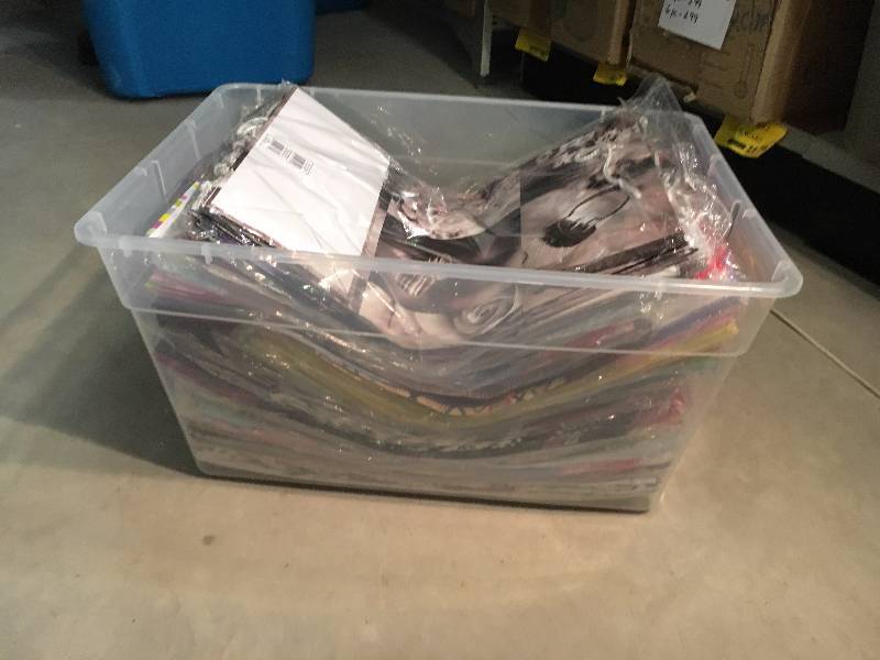 lot 219 image: Tote of Gift Bags