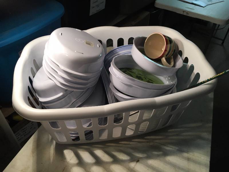 lot 244 image: Basket of Dinnerware