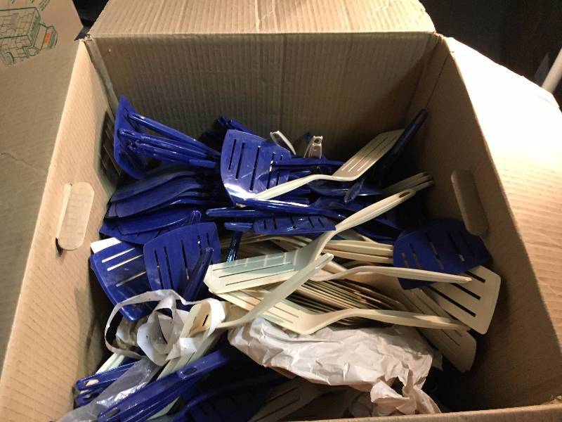 lot 261 image: Box of Spatulas