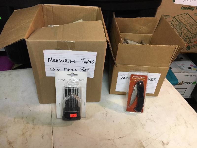 lot 281 image: 2 Boxes of Drill Sets and Pocket Knives