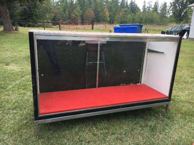 Glass Display Base Unit w Light