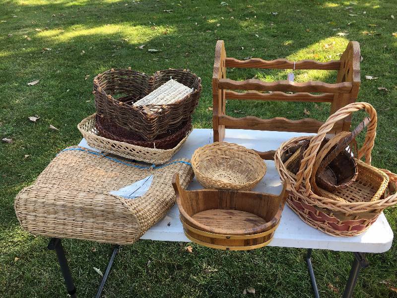 Wicker Baskets and Wine Race