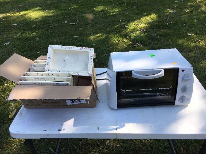Toaster Over and Soap Trays