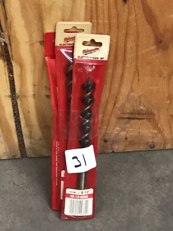 lot 31 image: (3) New Milwaukee Bits