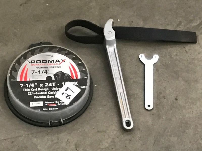 lot 27 image: Grinder Wrench, Strap Wrench, 10-Pack Of Saw Blades