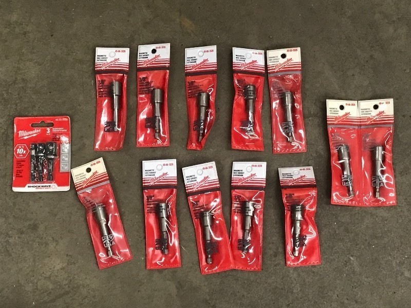 lot 32 image: Large Lot Of New Milwaukee Bits