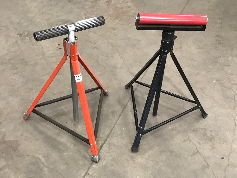 lot 105 image: (2) Roller Guide Stands