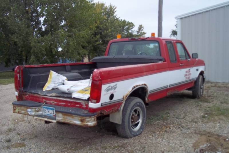 lot 5 image: 1995 Ford F-250