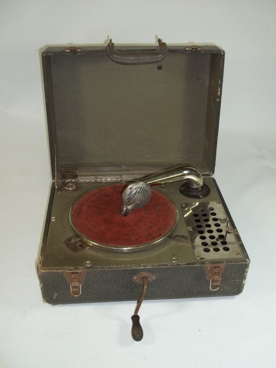 lot 45 image: Vintage Record Player