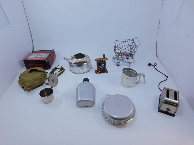 lot 9 image: Lot of Vintage Pots, Pans, Camping Dishes, and other vintage kitchen items