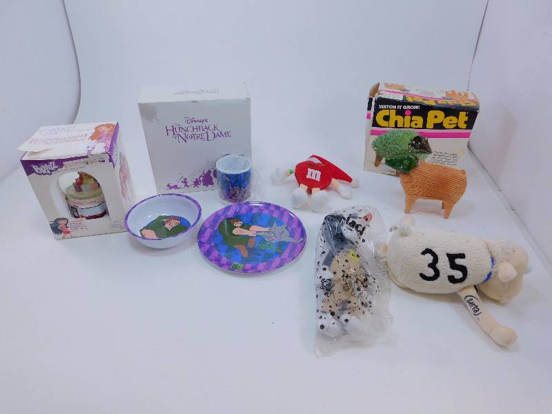 lot 27 image: Disneys Hunchback of Notre Dame Plate cup and Bowl, Bratz Globe, Stuffed Animals