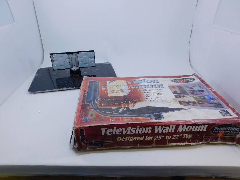 lot 36 image: 2 TV Mounts