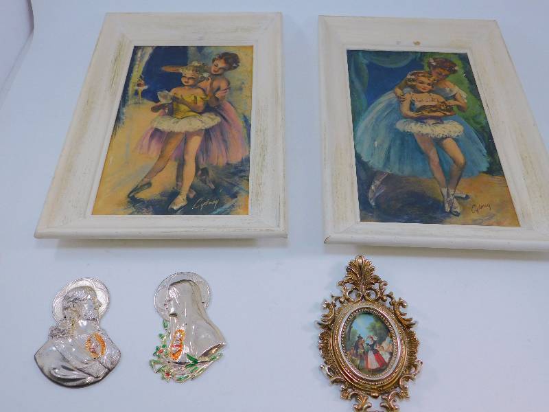 lot 69 image: 2 Vintage Prints and Collectibles
