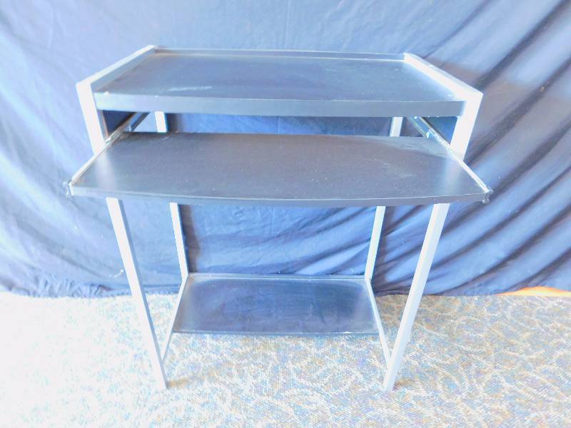 lot 92 image: Wood and Metal Desk