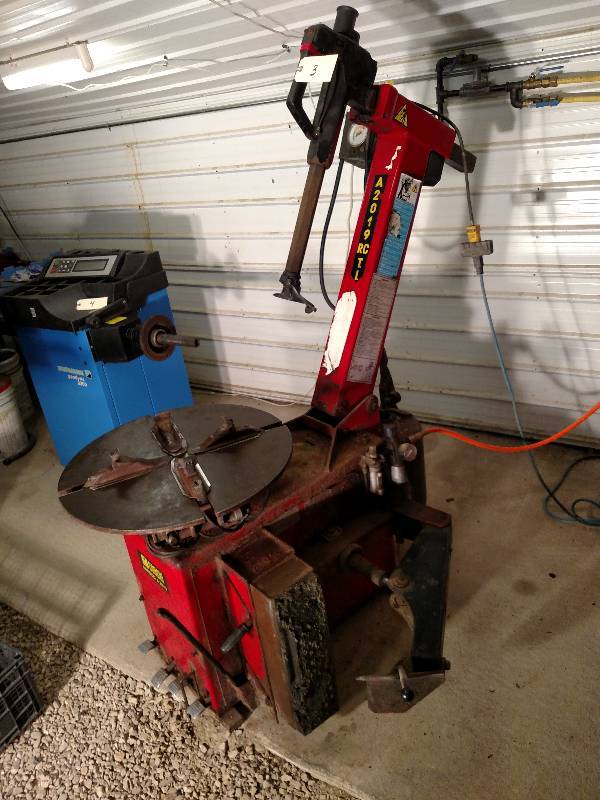 lot 3 image: Corchi Model A2019RCTI Rim Clamp Ti...
