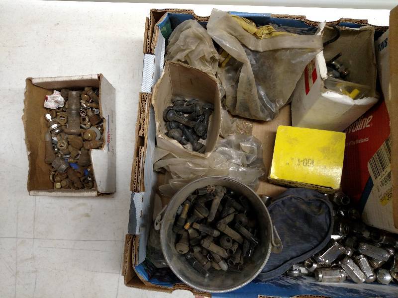 lot 15 image: Asstd Tire Tools & Supplies...