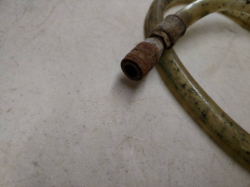 lot 18 image: Air Powered Pump...
