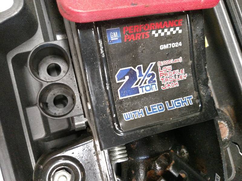lot 21 image: GM 2 12 Ton Low Profile Jack...