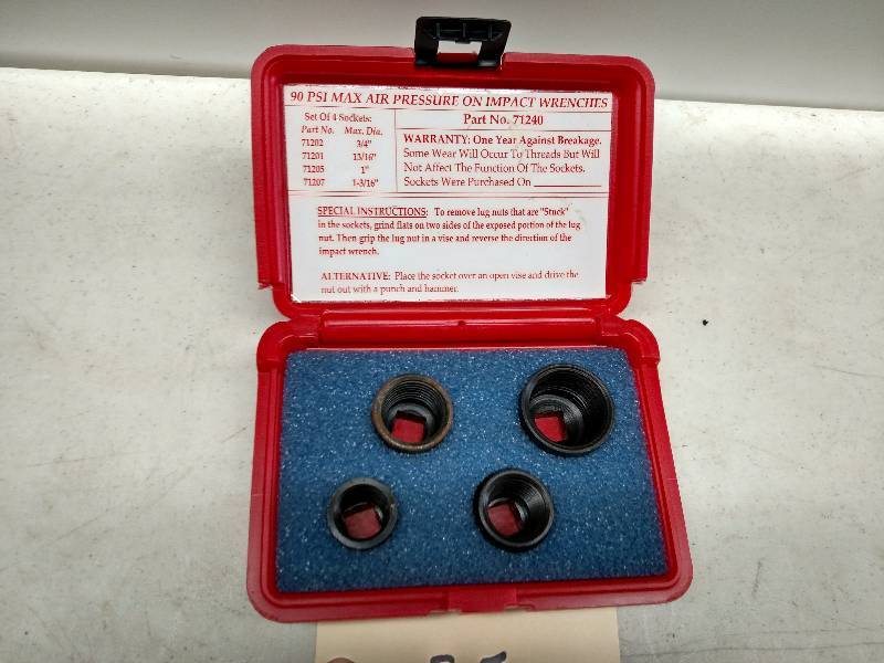 lot 25 image: Steck 71240 Locking Lug Nut Removal...