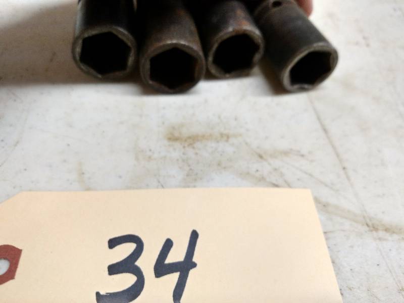 lot 34 image: (4) Double End Lug Nut Sockets, Sta...