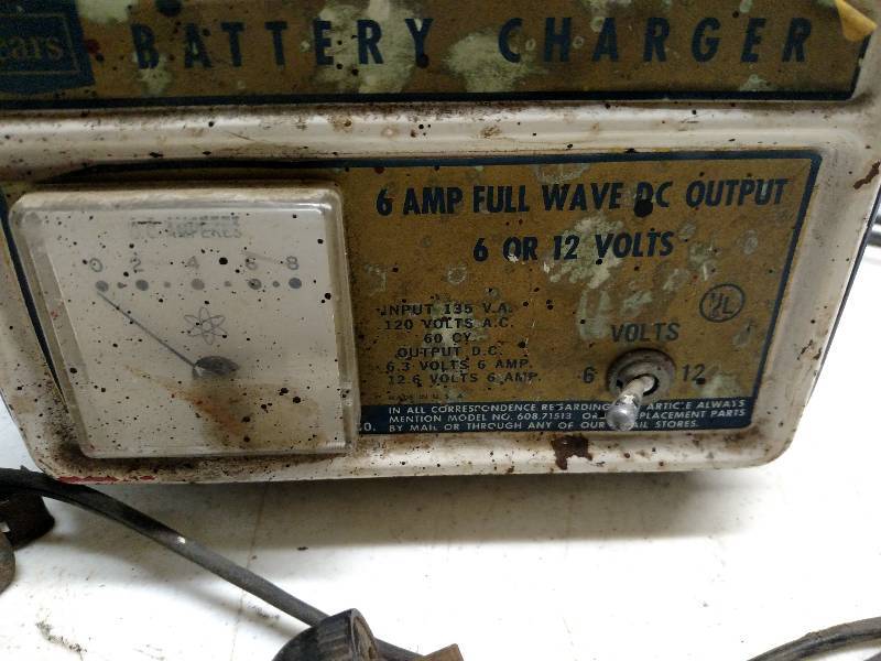 lot 46 image: Sears 612 Volt 6 Amp Battery Charg...