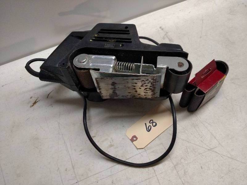 lot 68 image: Black & Decker 3 Belt Sander, Work...