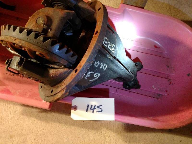 lot 145 image: 1963 Pontiac Differential, 323...