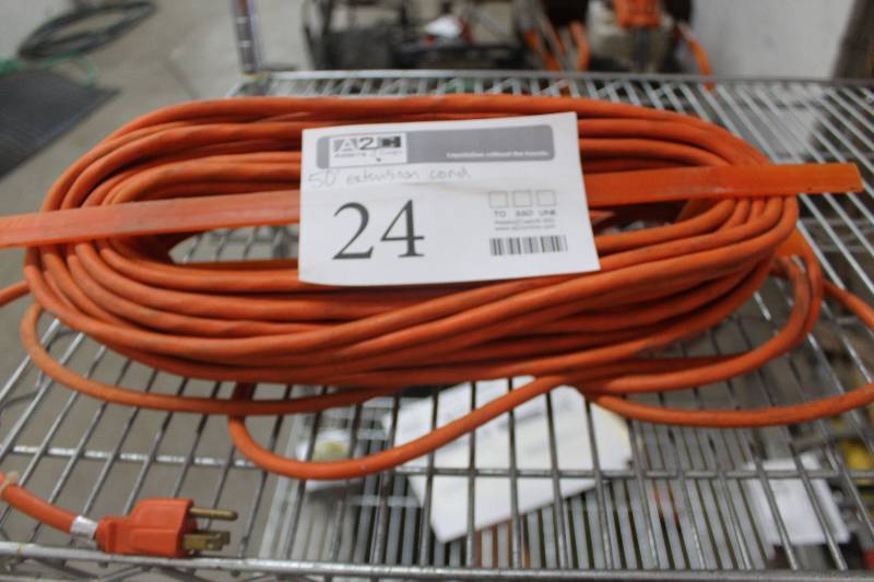 lot 24 image: 50ft. Extension Cord