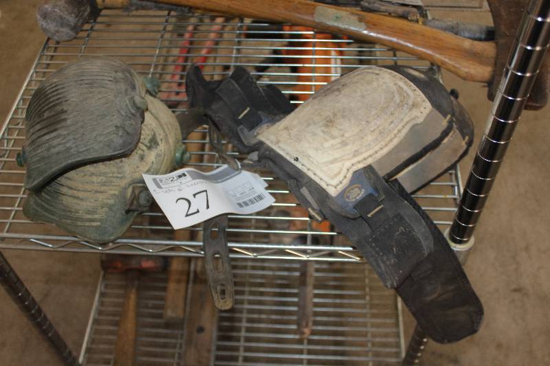 lot 27 image: Lot of (2) Dead On Professional Knee Pads Sets of 2