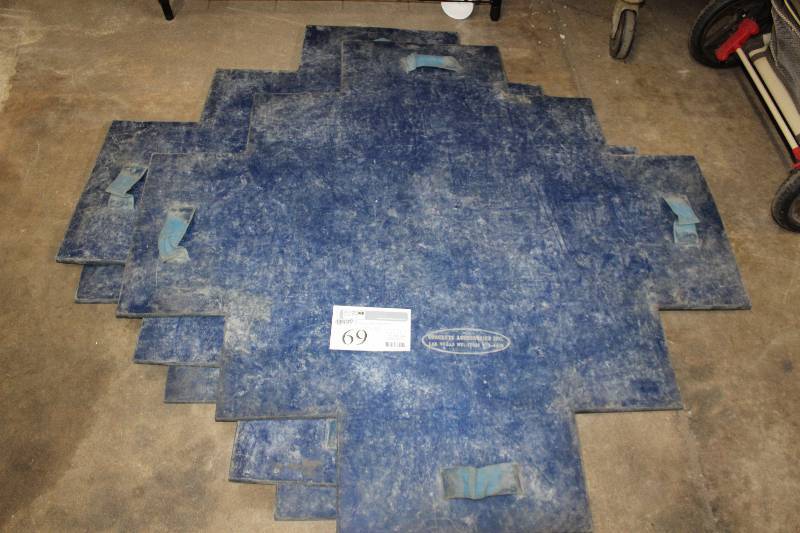lot 69 image: Lot of (3) Concrete Accessories Cement Texture Stamps